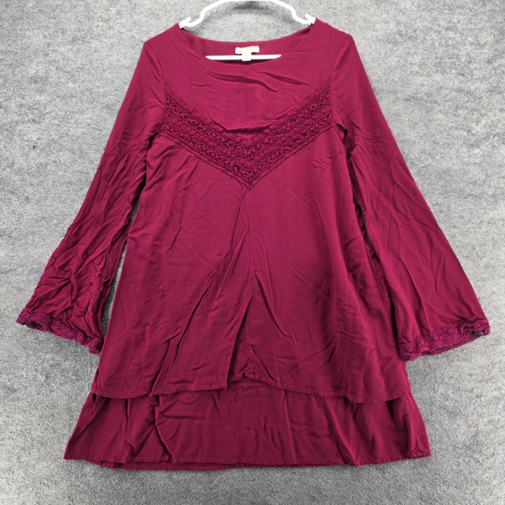 Miami Dress Womens M Red Shift Short Round Neck Bell Sleeve Crochet Lightweight